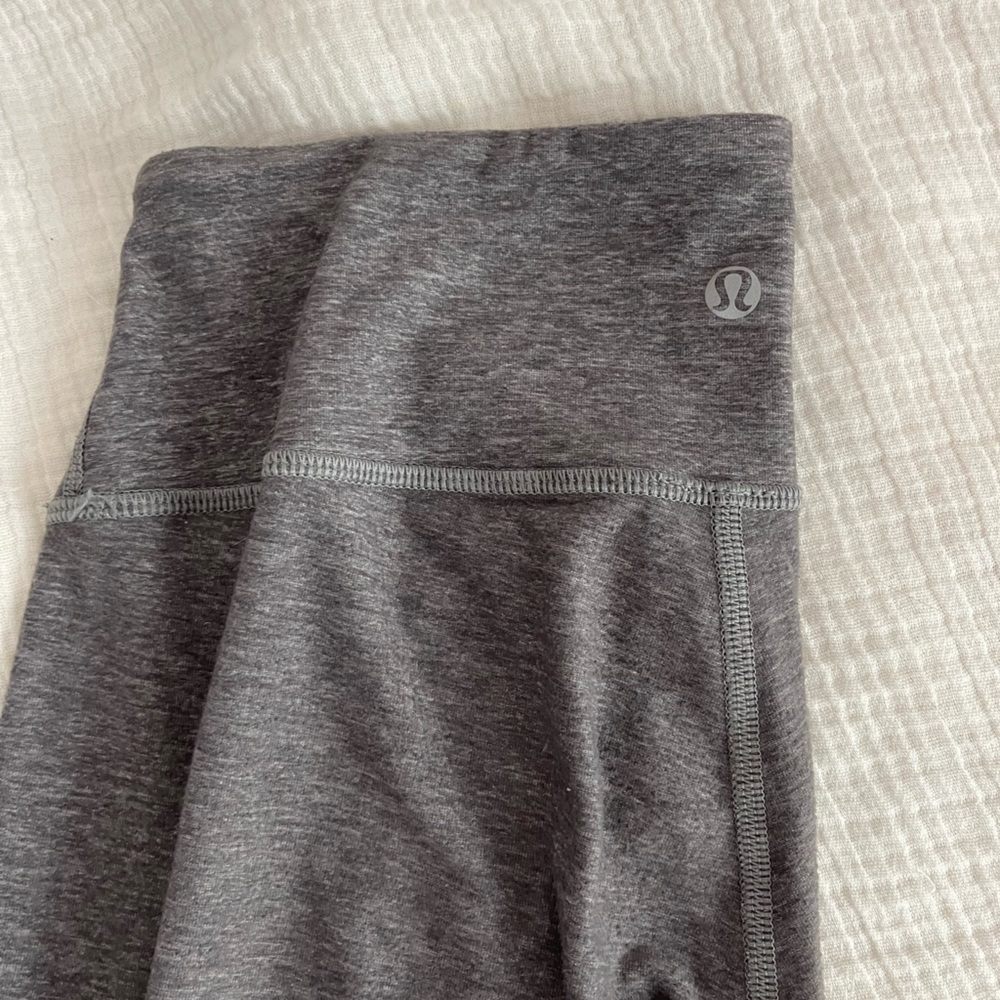 Lulu align pants- light grey